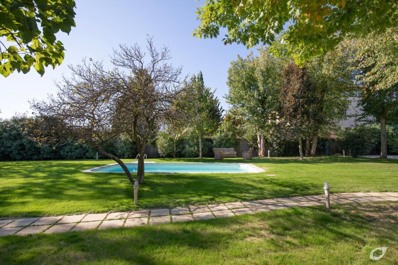 Villa Giardino Lucca Heated Pool, 2 Miles Lucca Capannori Eksteriør bilde